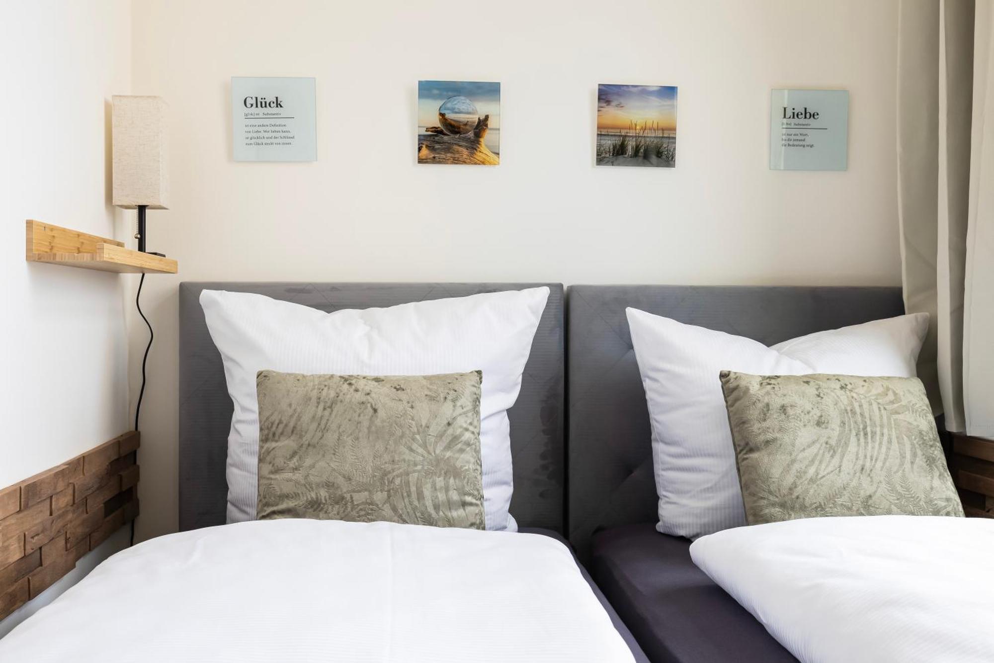 Mayhome - Strandloft Schoenes Studioapartment Mit Balkon, Kueche Und Tiefgarage - Sauna Und Fitness Direkt Nebenan Apartment Chemnitz