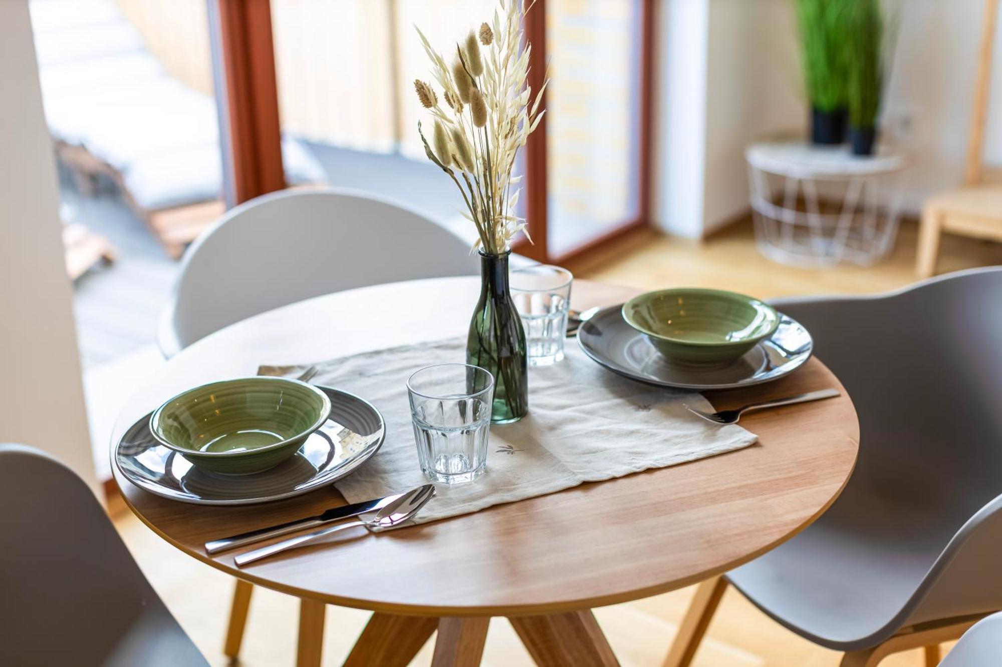 Mayhome - Strandloft Schoenes Studioapartment Mit Balkon, Kueche Und Tiefgarage - Sauna Und Fitness Direkt Nebenan Chemnitz